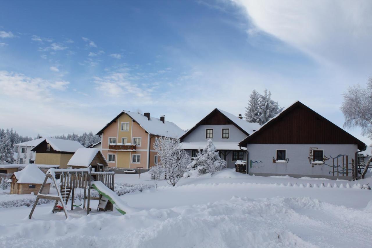 Haus Linda Apartment Barnkopf Exterior photo