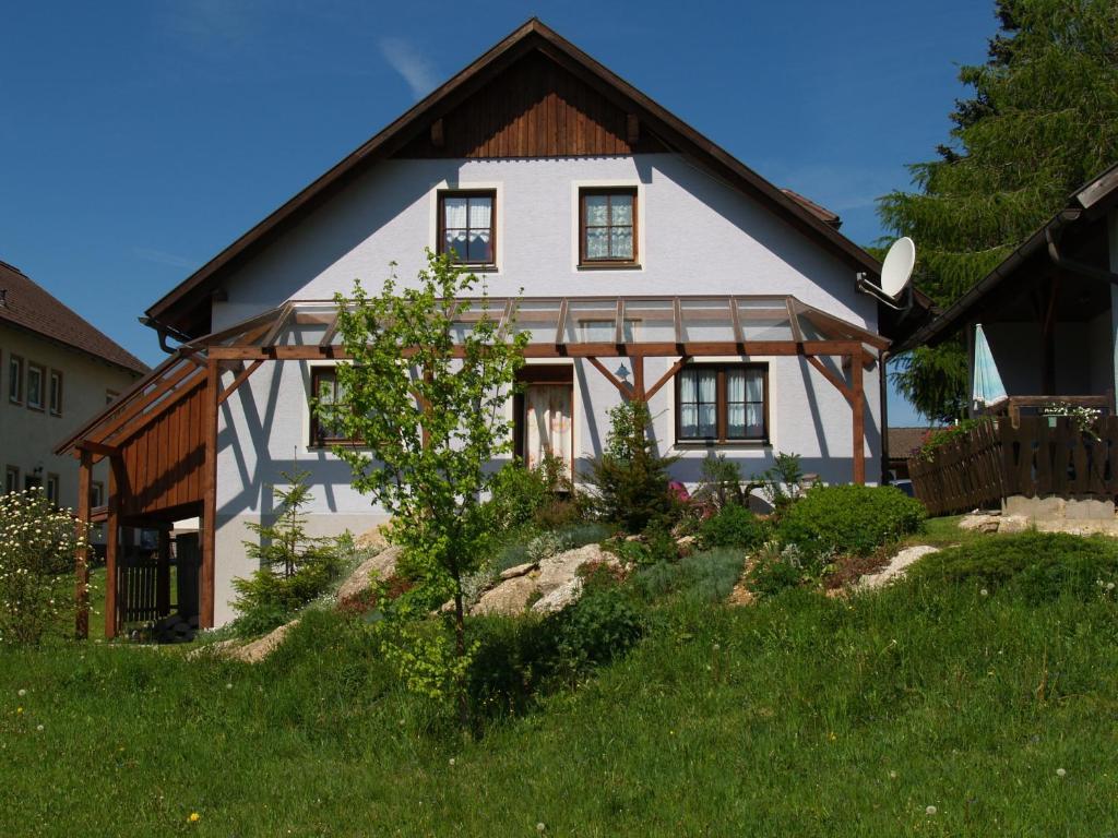 Haus Linda Apartment Barnkopf Exterior photo